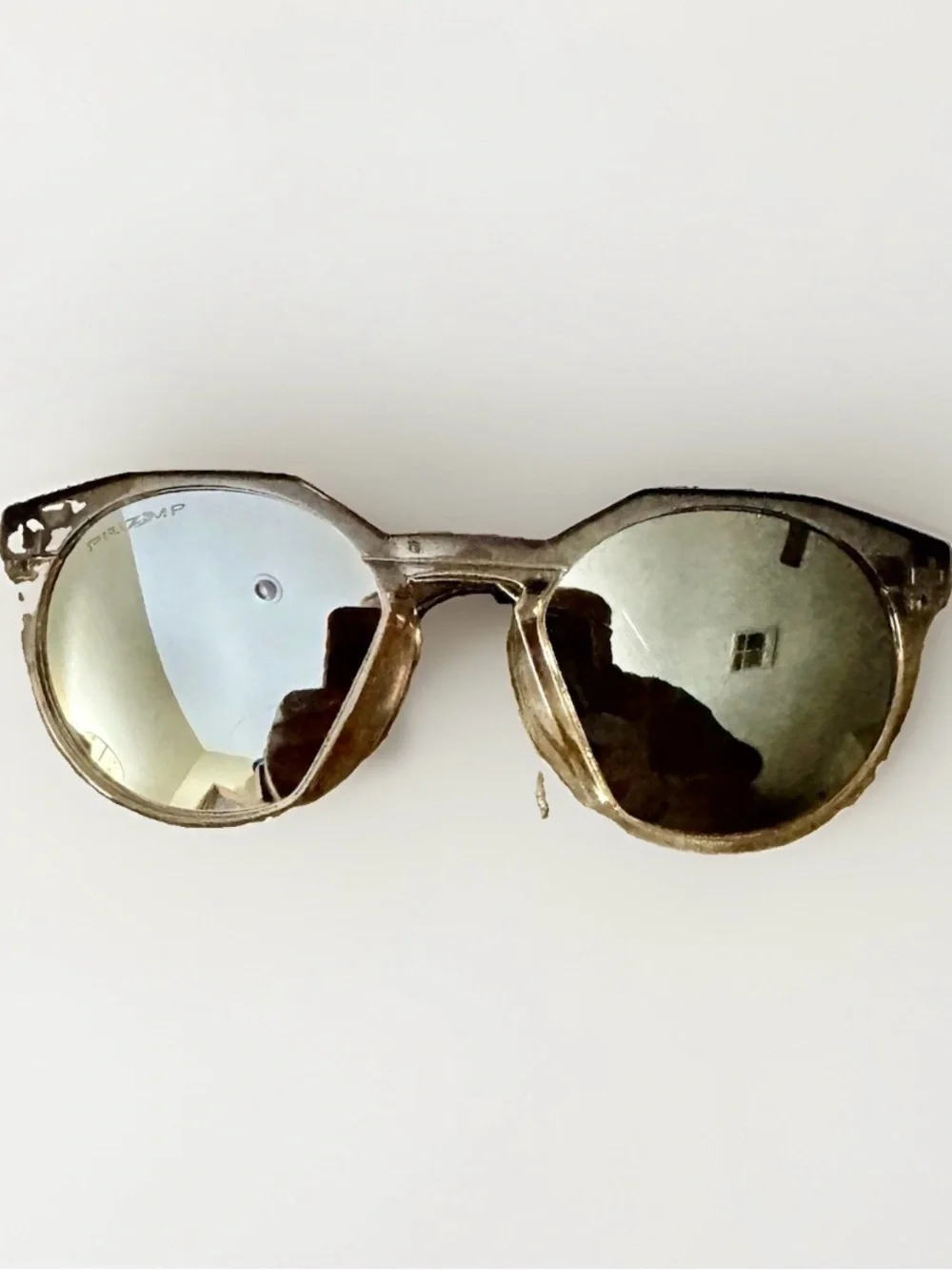 Oakley description brand